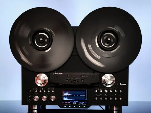 Pioneer RT-909 · Black Stone · Photograph 06